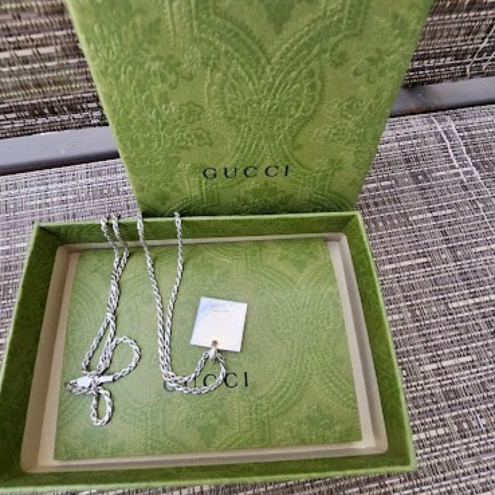 Gucci Silver Pendant Necklace 20” - Picture 4 of 6